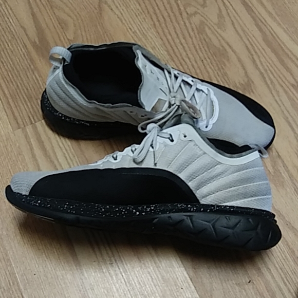 100 - Picture 2 of 3